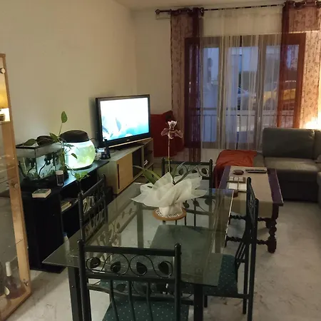 Les Carlins Homestay *